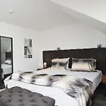Aparthotel Ferienwohnung&aparts By Kispet Group In Oberhausen (North Rhine-Westphalia)