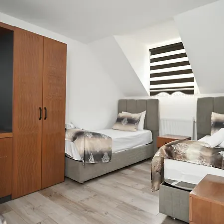 Ferienwohnung&aparts By Kispet Group In 3* Oberhausen (North Rhine-Westphalia)