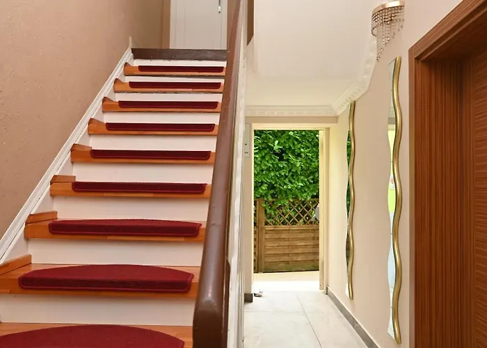 Lejlighedshotel Ferienwohnung&aparts By Kispet Group In Oberhausen (North Rhine-Westphalia)